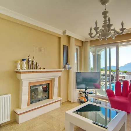 Villa Arnna 1 *